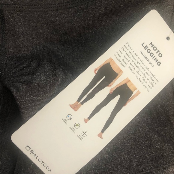 NWT Alo Yoga Moto Legging heather gray pants sz xs HP!! - Picture 2 of 3